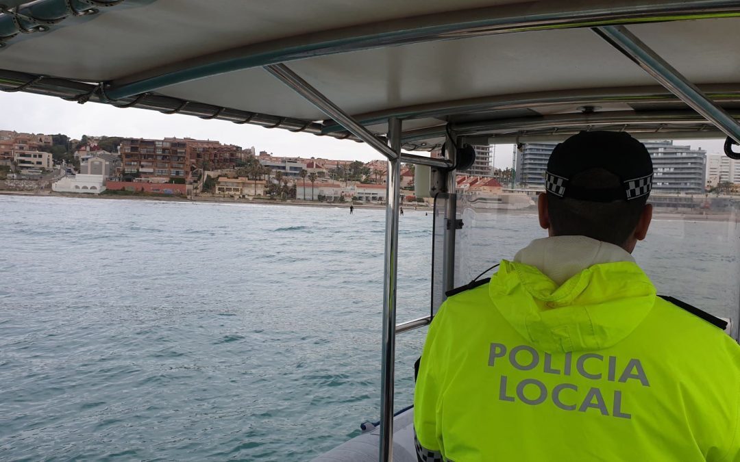 La Policía Local de Alicante sanciona a catorce personas en una discoteca de madrugada