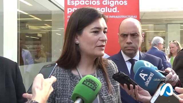 La consellera Montón visita el centro de Salud de Benalúa tras su inauguración
