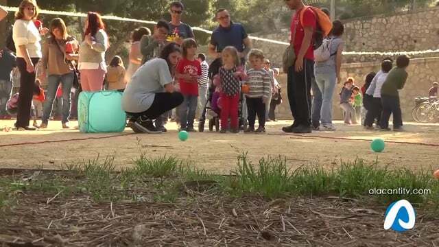 El Ayuntamiento ceblebra el domingo de Pascua con la jornada Al castillo de San Fernando trae tu mona jugando