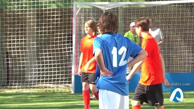 Más de 100 jóvenes invidentes participan el III Encuentro deportivo ONCE celebrado en Alicante