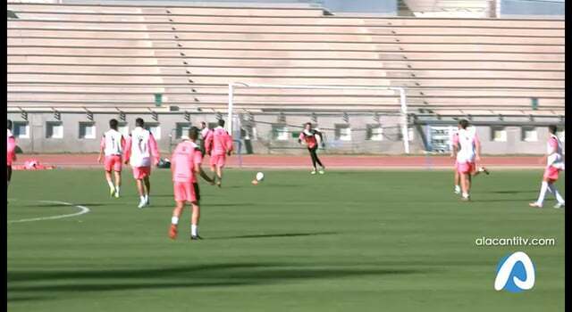 HÉRCULES CF | Samuel arropa a Falcón