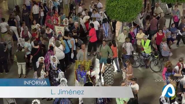 Presentacio?n del Desfile del Prego?n de les Fogueres del 90 Aniversari en Alicante