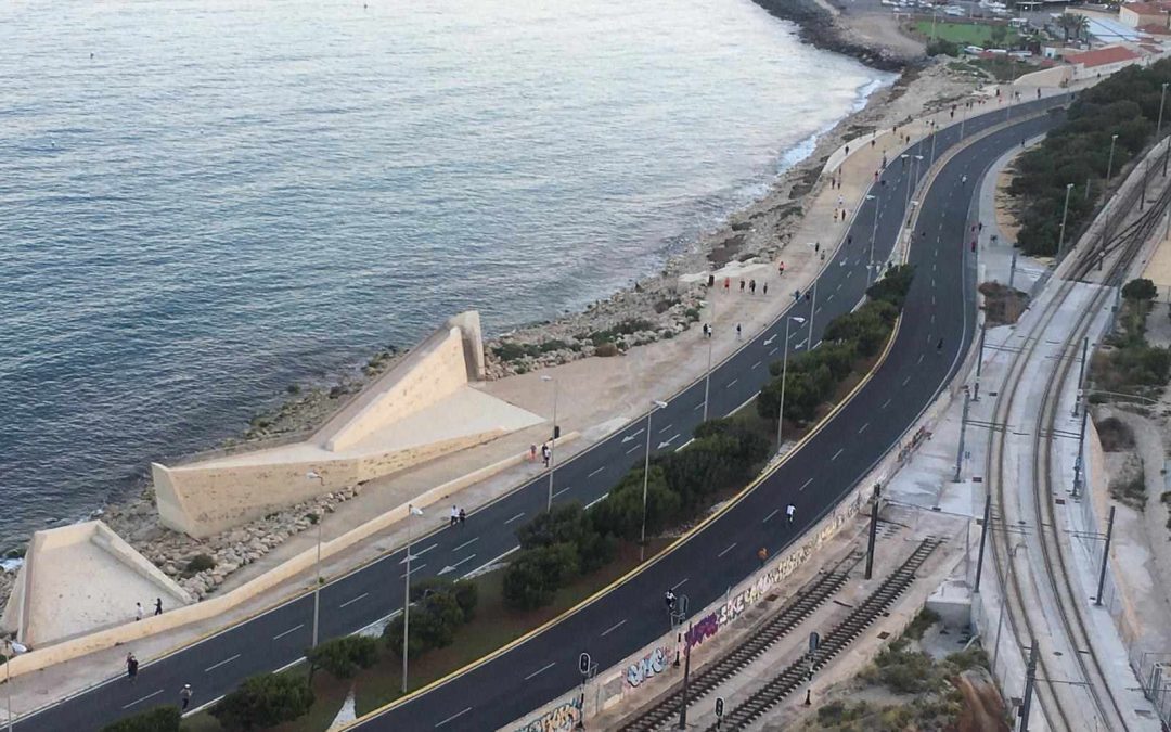 El Ayuntamiento de Alicante mantiene la Cantera cerrada al tráfico de 20 a 22 horas