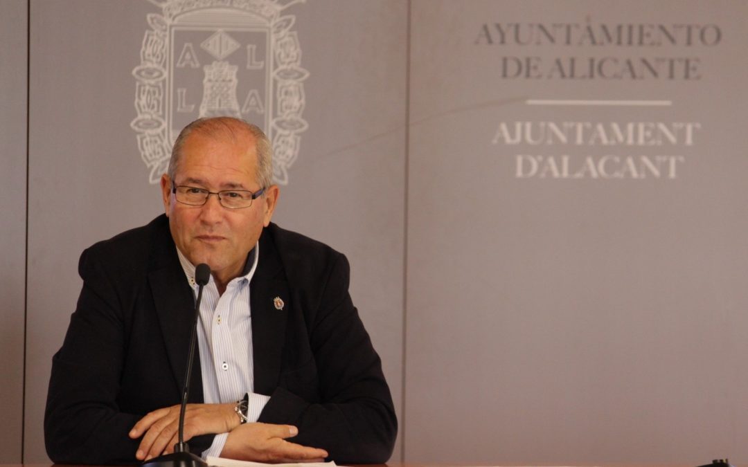 El Ayuntamiento inicia las obras de construcción de una nave industrial en el polígono de Babel para los servicios municipales