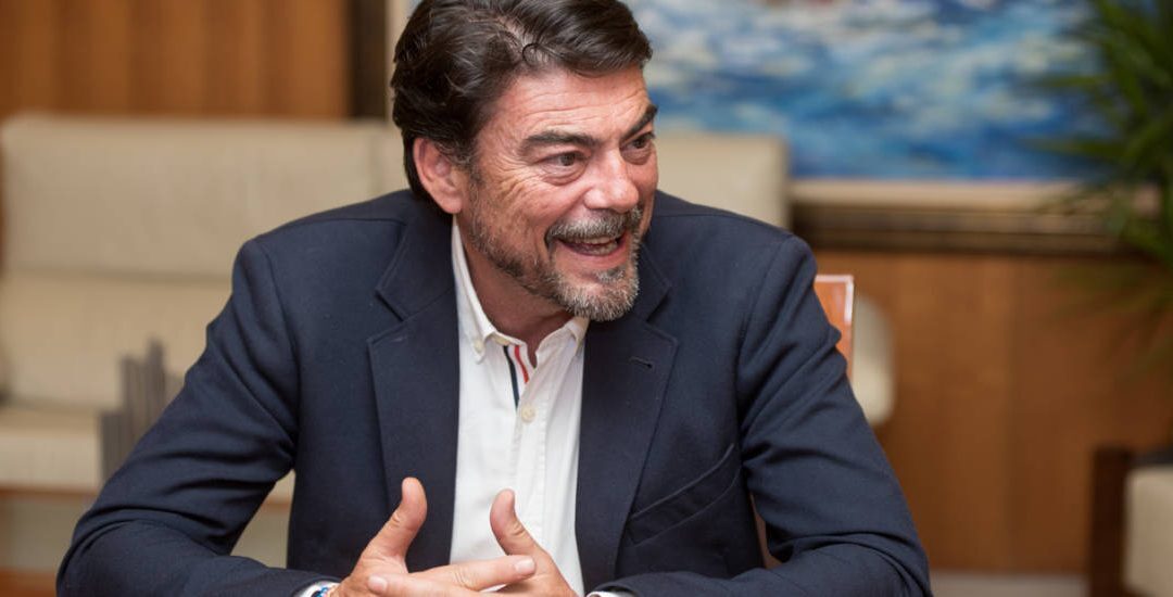 El alcalde de Alicante prepara medidas con Hacienda e Intervención para disponer de fondos inmediatos