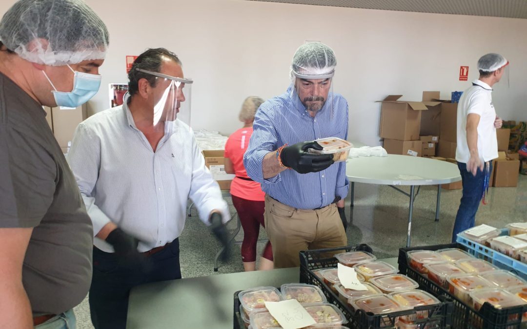 Luis Barcala agradece los más de 1.200 menús que Alicante Gastronómica Solidaria proporciona a familias sin recursos