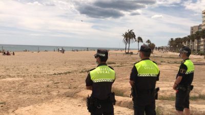 Cerradas las playas de Urbanova y San Gabriel por la presencia de enterococos