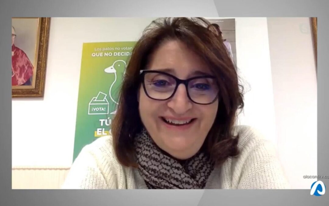 Amparo Navarro se convierte en la primera rectora de la UA