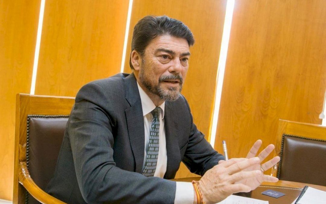 Barcala exige al PSOE más seriedad y respeto hacia el Ayuntamiento de Alicante