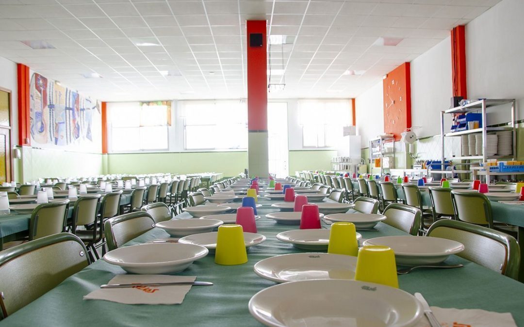 Las familias de 58.925 alumnos con beca comedor tendrán un ‘vale’ para adquirir alimentos en los supermercados Consum