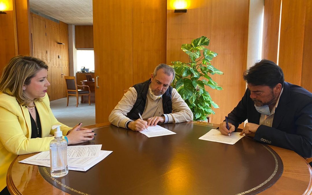 El Ayuntamiento de Alicante y la CEV establecen un protocolo para canalizar las ayudas ofrecidas por la crisis del Covid-19