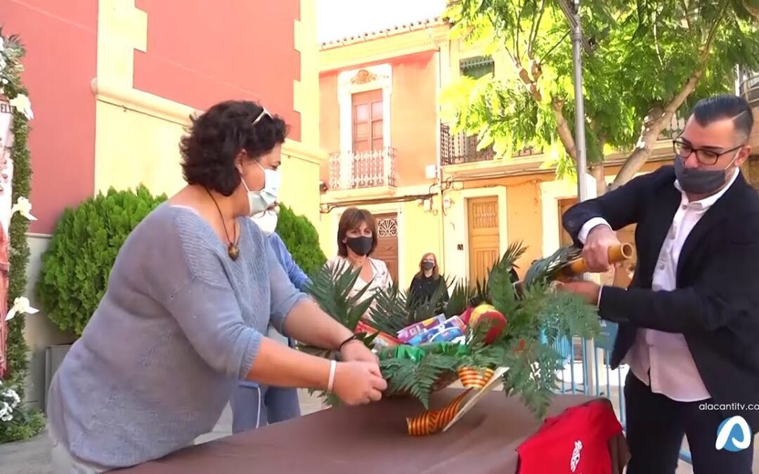 El Campello disfruta del día grande de sus fiestas pese a la pandemia