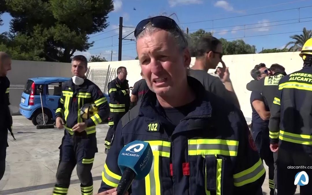 Formacio?n de los bomberos de Alicante