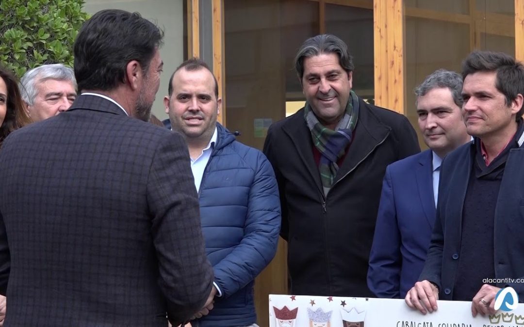 Ca?ritas recibe 7000 euros de la cabalgata de Alicante