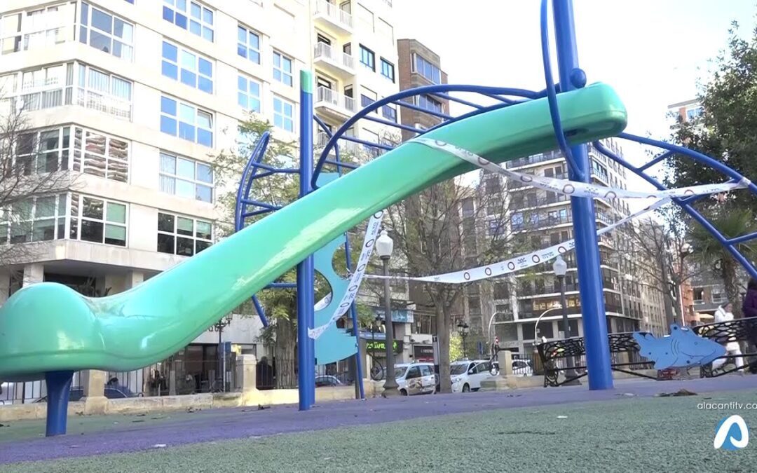 La Policía Local exige que se respete el cierre de los parques