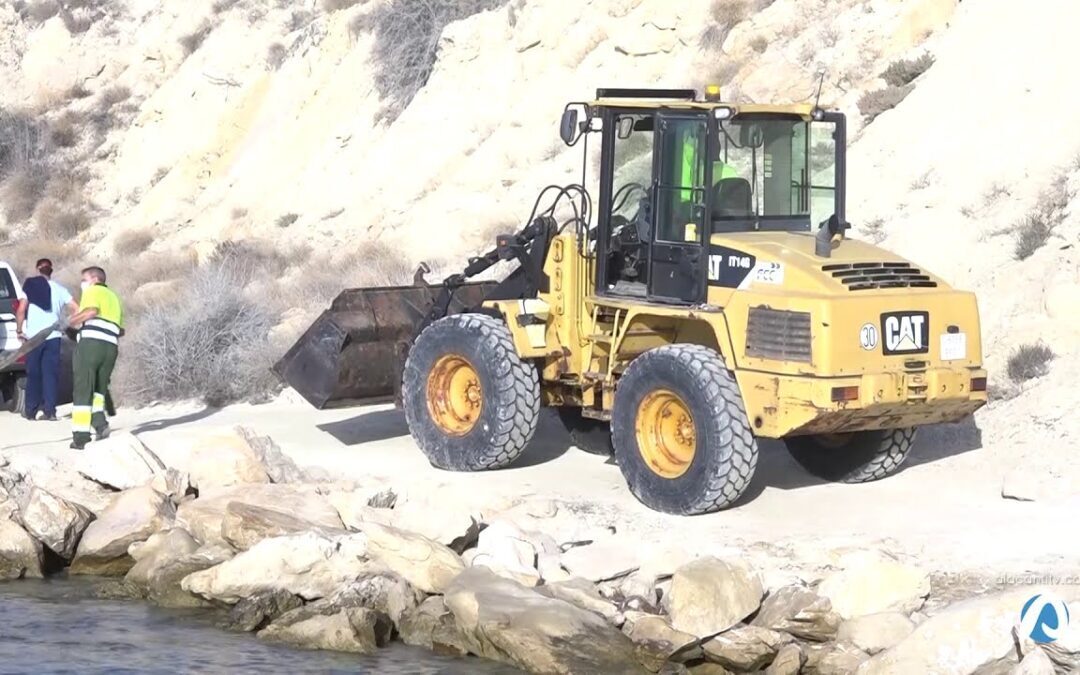 La rehabilitación integral de Cala Baeza llega a su fin
