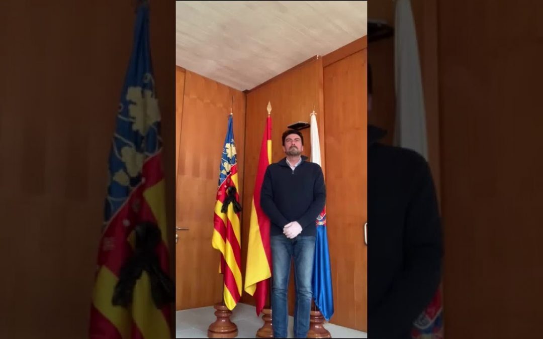 El alcalde de Alicante guarda un minuto de silencio por las víctimas de la pandemia