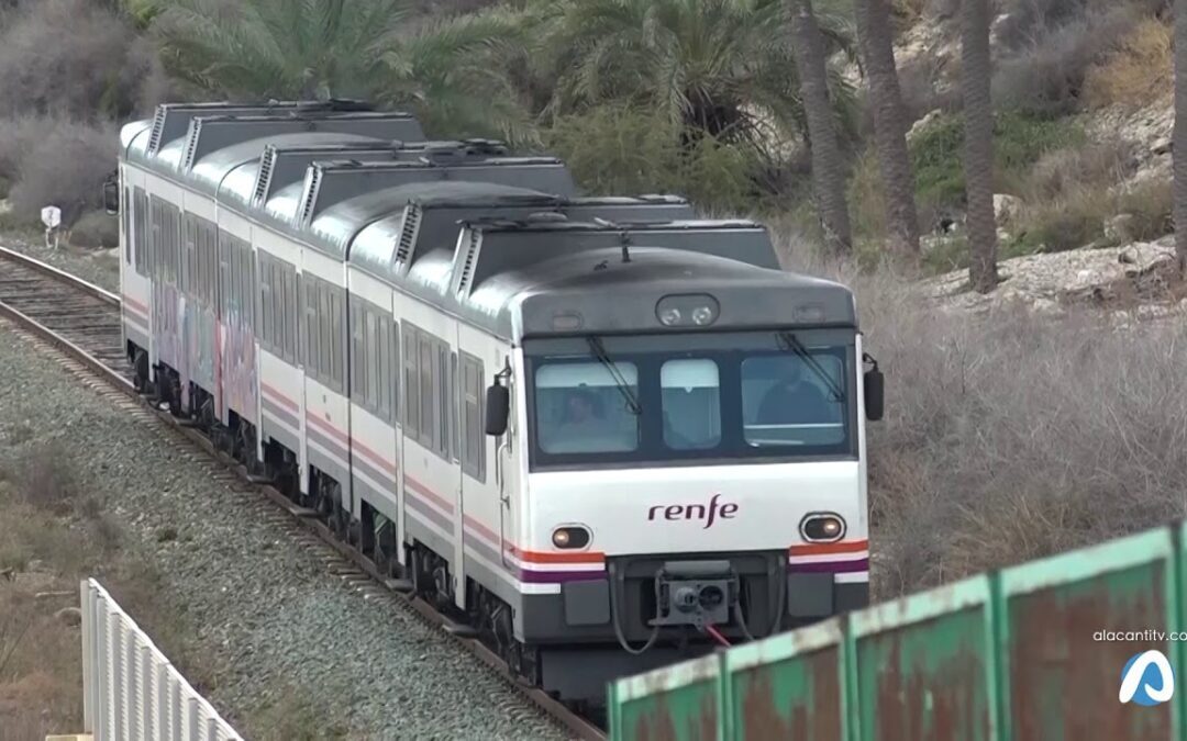 Compromís exige que se agilice la conexión ferroviaria con el aeropuerto