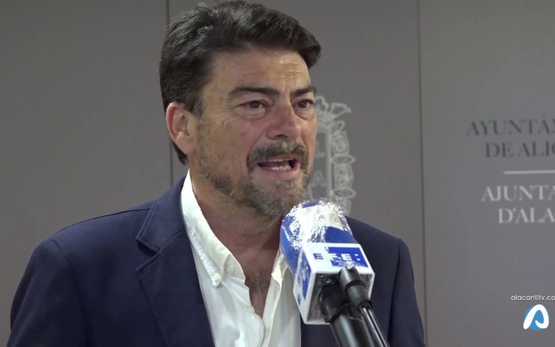 Crítica a la indefinición del gobierno español