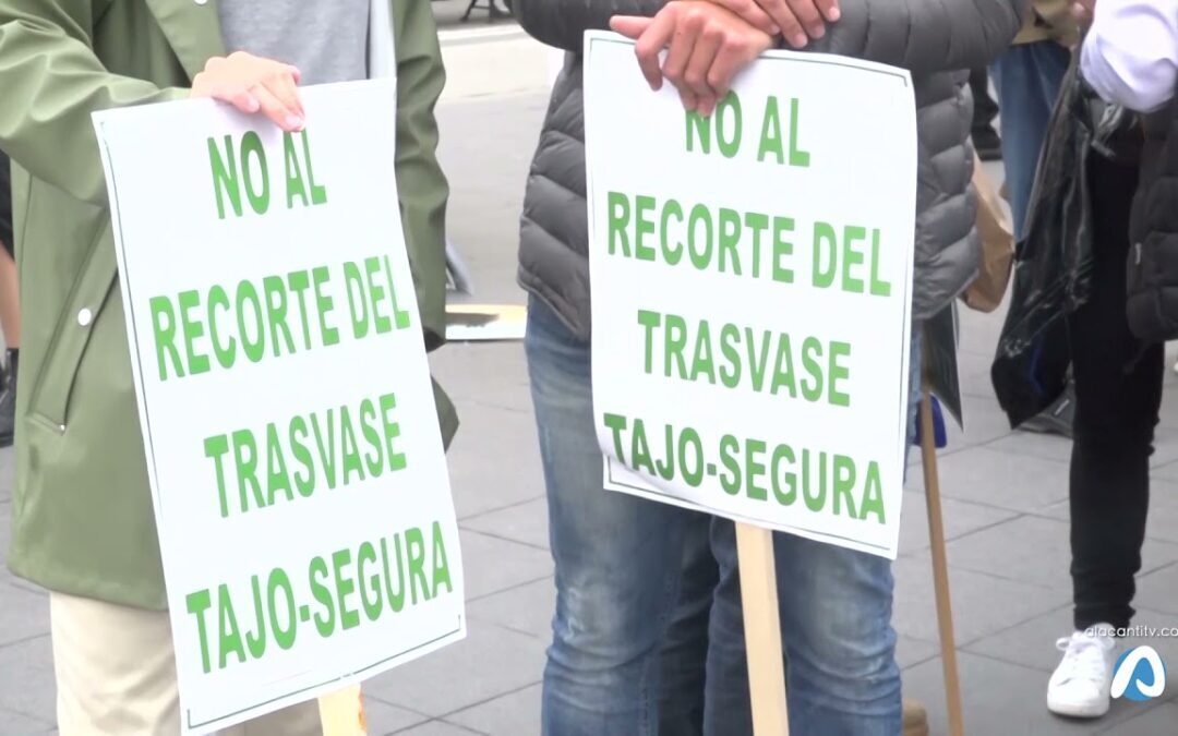 Manifestación en contra de un nuevo recorte del trasvase Tajo-Segura