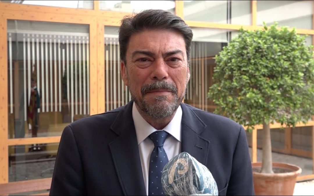 ES 9+ 0:26 0:12 / 3:10 LUIS BARCALA ORGULLOSO CON EL COMPORTAMIENTO DE LOS VECINOS DE ALICANTE