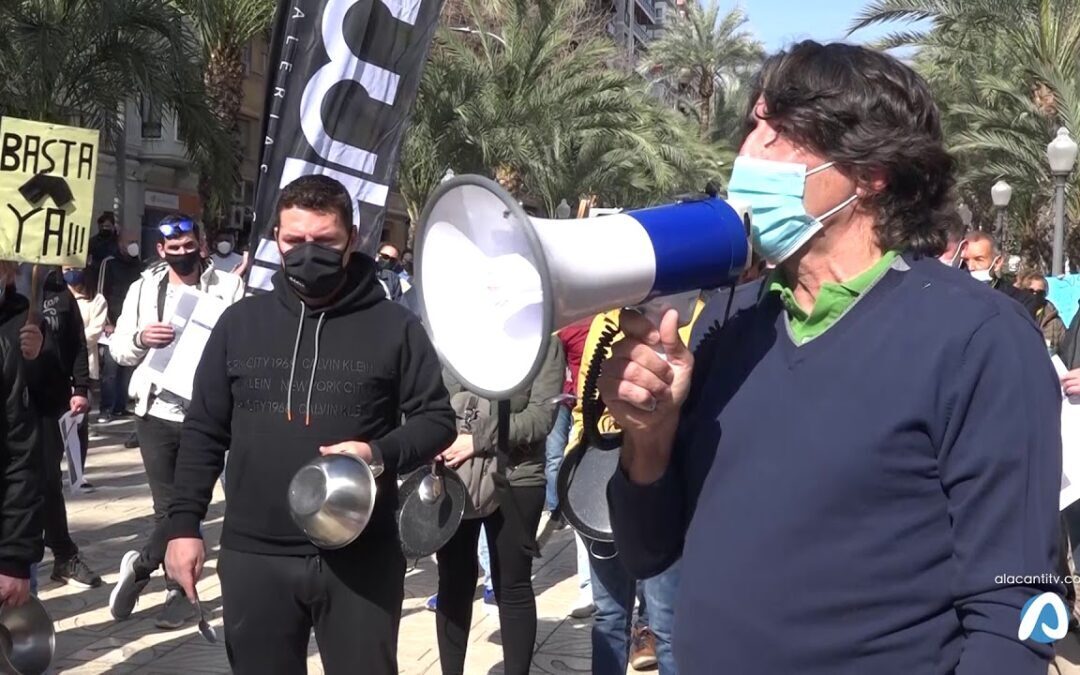Los hosteleros piden de nuevo ayudas reales y una apertura al 100%