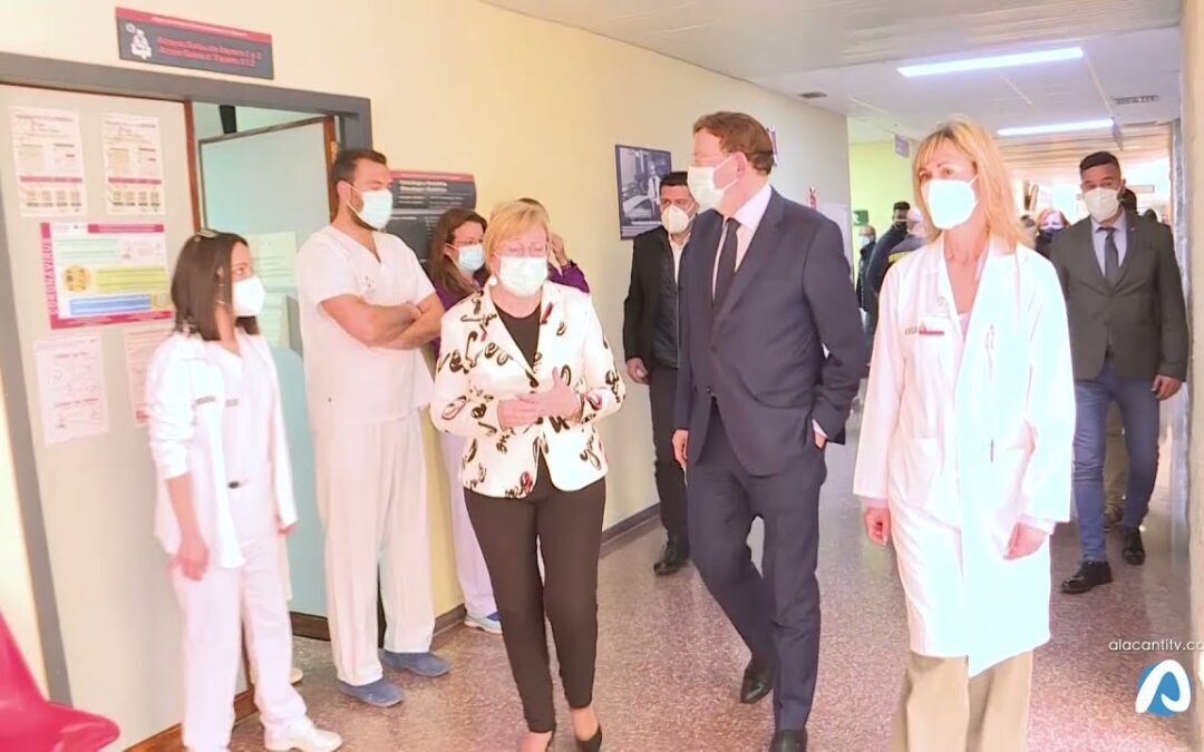 Puig visita las obras de Urgencias del Hospital de Sant Joan