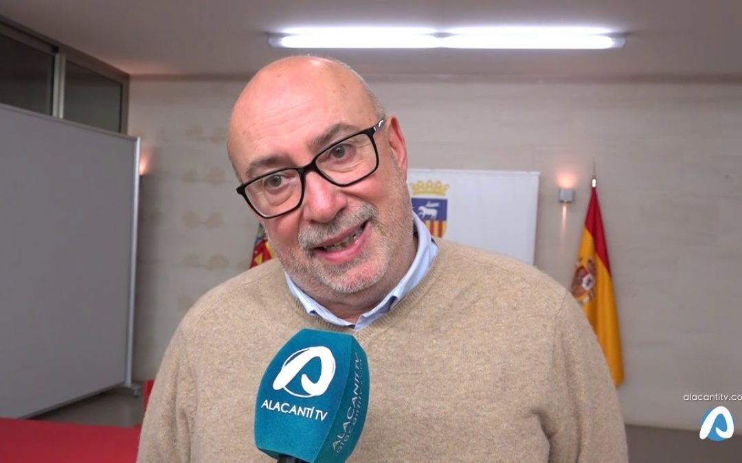 La Constitucio?n a debate en Sant Joan d’Alacant
