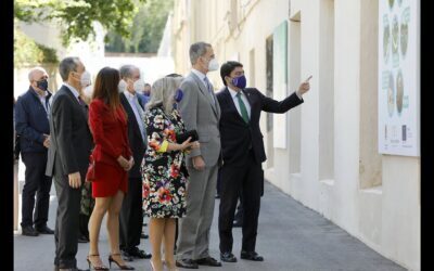 Barcala presenta al Rey los proyectos innovadores del Ayuntamiento de Alicante