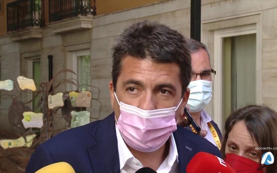 Mazón hace oposición a Puig en su primer día en Les Corts