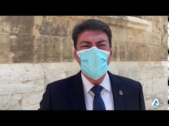 Barcala acusa al Gobierno de quedarse con los recursos de los alicantinos