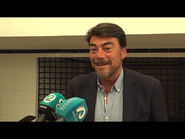 Primera visita oficial a las custodias de Santa Faz