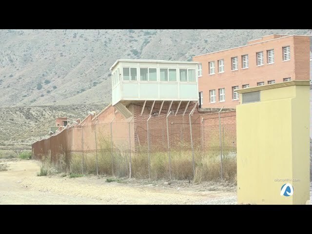 Más de 150 internos aislados en Fontcalent