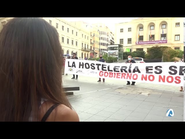 Casi 900 personas apoyaron ayer a la Hostelería