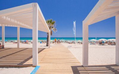  Turismo apuesta por la sostenibilidad en la licitación de servicios en la playa de San Juan