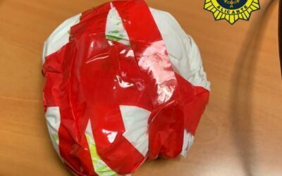 La Policía detiene a un presunto traficante de drogas y desmantela un punto de menudeo