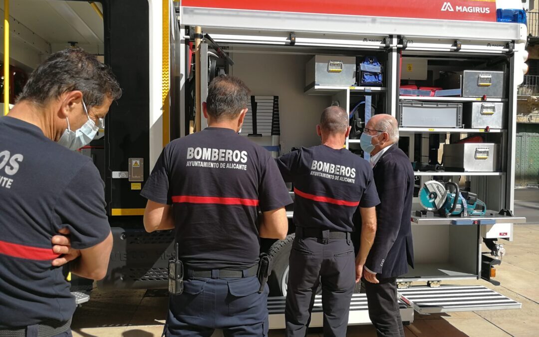 Alicante prepara la mayor inversión para mejorar la labor de los bomberos