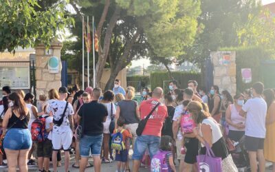 Más de 2.000 escolares inician el curso sin incidencias en El Campello