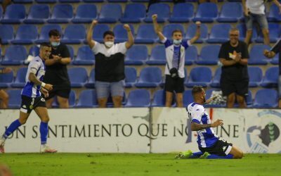 Un gol de Elliot en el último minuto da la victoria al Hércules ante el Mar Menor (2-1)