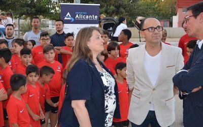 Escuela Social de Fútbol para ayudar a 90 niños en riesgo de exclusión en Alicante