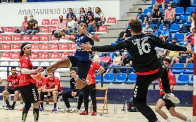 El Eón Horneo se jugará sus opciones de ascenso a la Asobal lejos del Pitiu Rochel