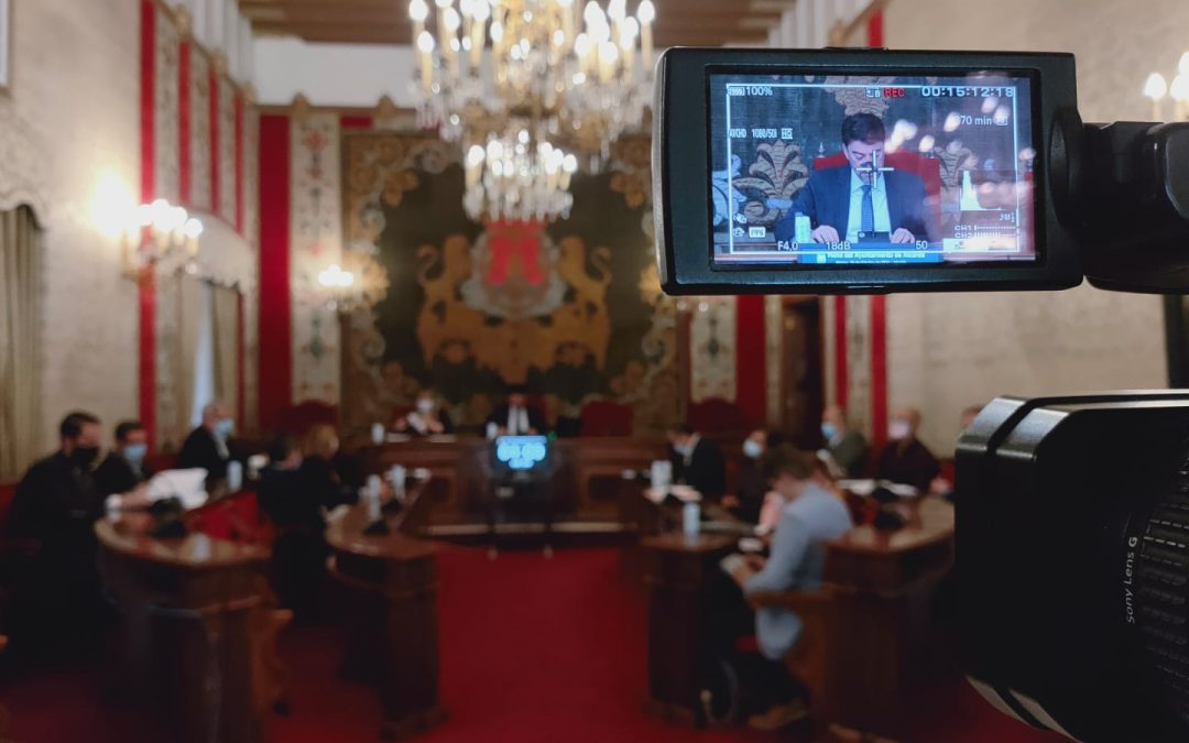 Gobierno y oposición, a la gresca en el Debate del Estado de la Ciudad de Alicante