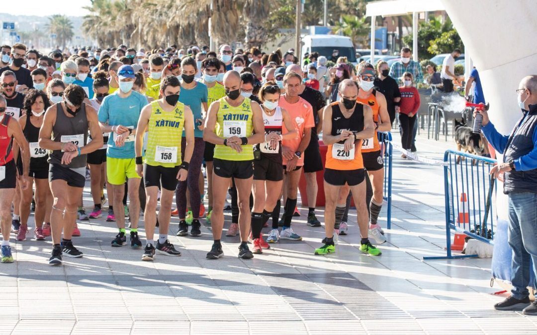 Alicante camina y corre por la Playa de San Juan en el Día Mundial de la Diabetes