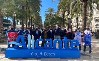 HLA Alicante y Eón Horneo llevarán la imagen de Alicante City&Beach en sus camisetas
