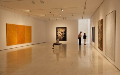 El Ayuntamiento reactiva la colección de arte tras adquirir diez obras de artistas alicantinos