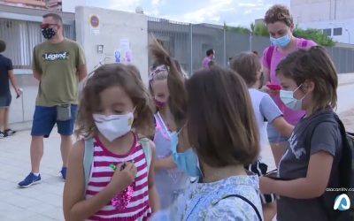 El Ayuntamiento expresa su “total rechazo a la imposición del valenciano”