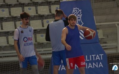 Ejercicio de supervivencia del HLA Alicante en su partido frente a Acunsa Gipuzkoa