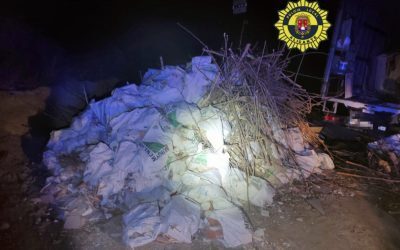 La Policía Local frustra un vertido ilegal de escombros en el entorno de Juan XXIII 