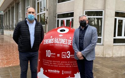 Ecovidrio colocan seis iglús con mensaje para incentivar la recogida esta Navidad