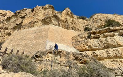 Cultura limpia los graffitis del Benacantil, Santa Bárbara y cuatro monumentos